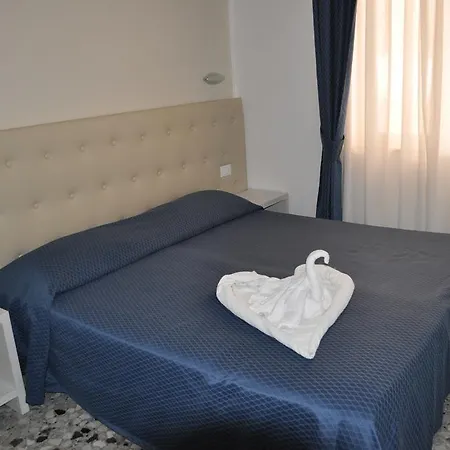 ホテル Caribe 3*