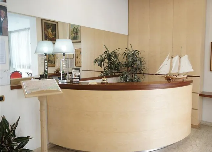 Готель Caribe В'яреджо