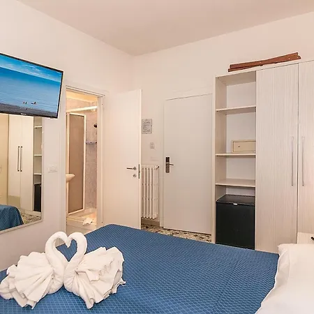 Caribe 3* В'яреджо